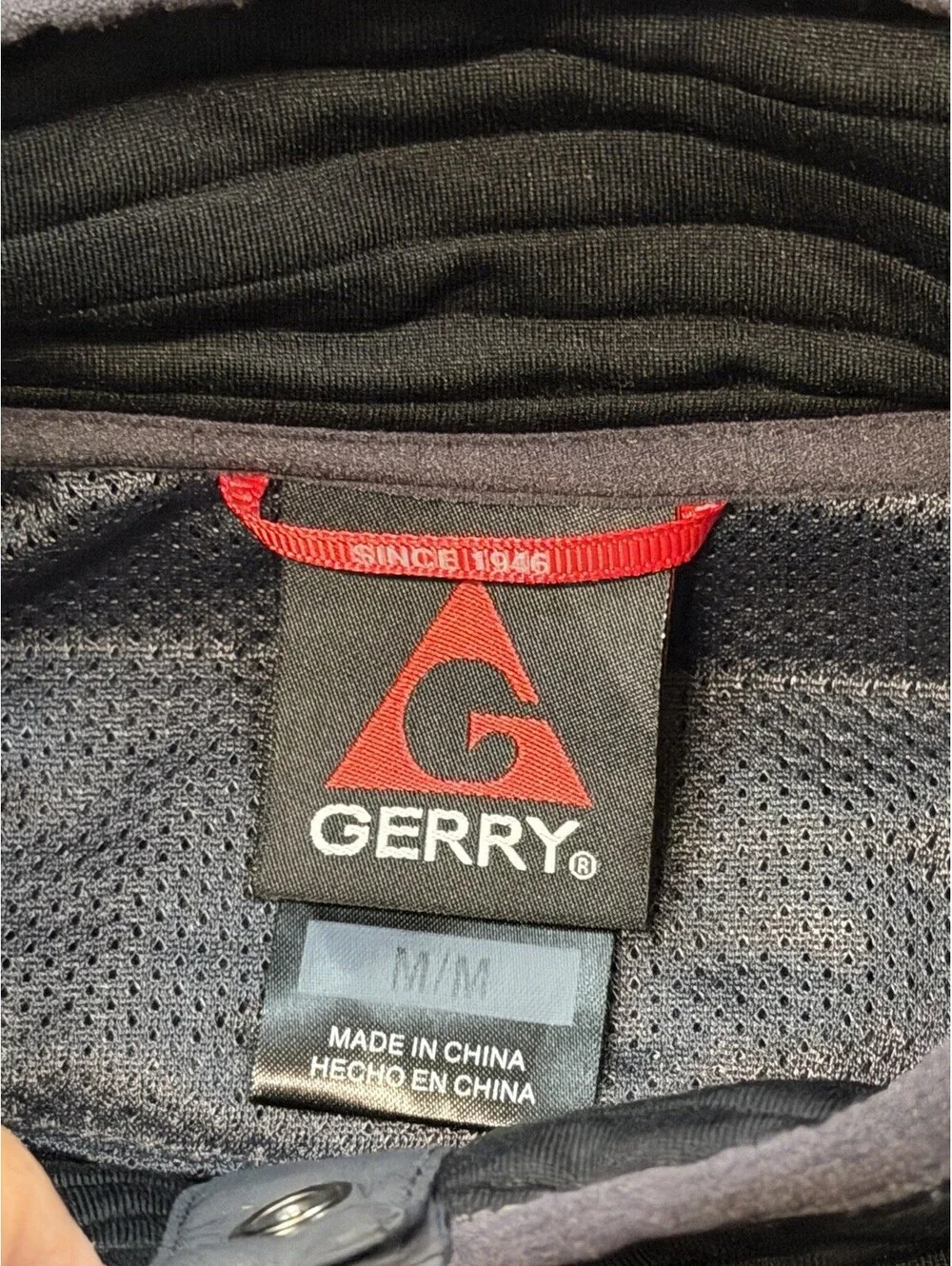 Gerry Men’s M Black Ribbed Fleece Snap Pullover Mock Neck with Kangaroo Pocket